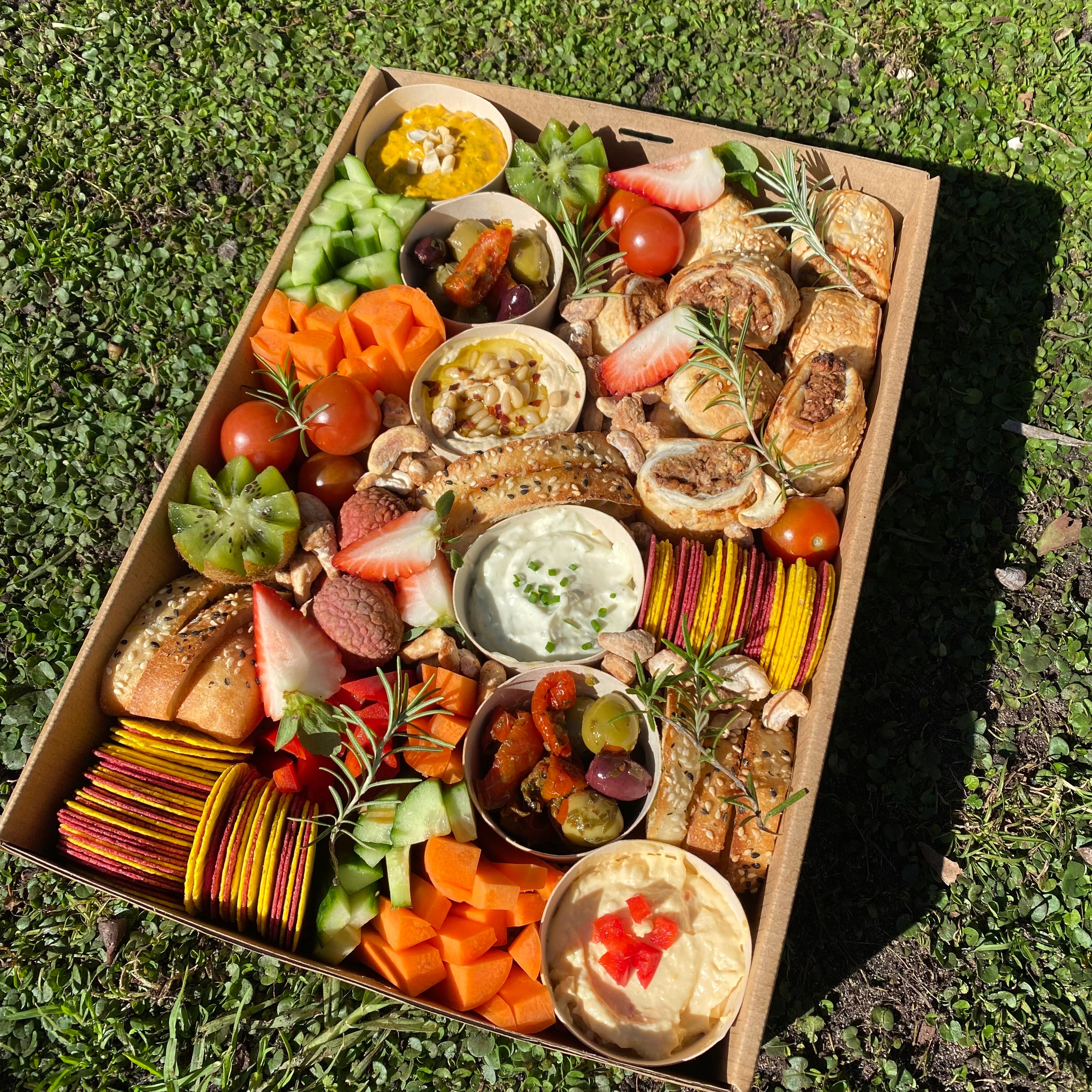 B367B0BD-58F2-4B25-B4AC-